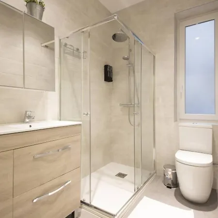 דירה Easo Suits Family Friends Parking