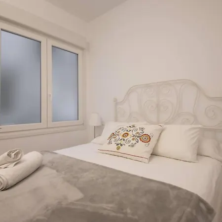 דירה Easo Suits Family Friends Parking *