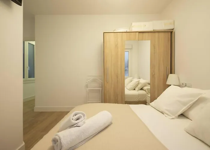 Easo Suits Family Friends + Parking Σαν Σεμπαστιάν