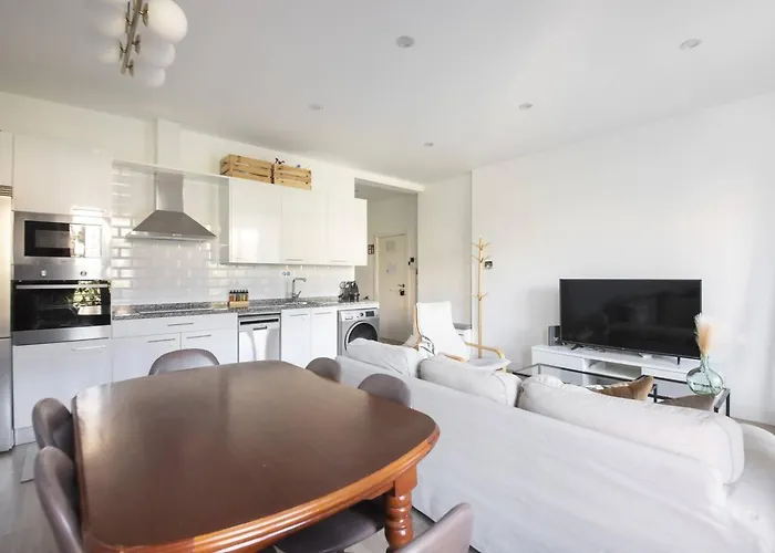 Lägenhet Easo Suits Family Friends + Parking