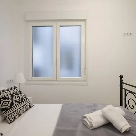 Easo Suits Family Friends Parking